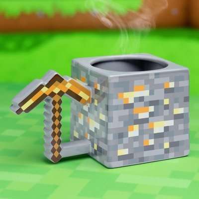 Minecraft Gold Pickaxe Mug (450ml) - [Parallel Import)