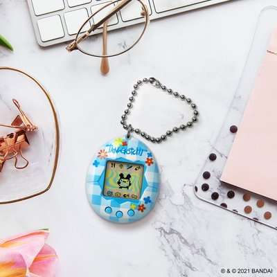 Tamagotchi Original Virtual Pet - Flower Gingham - [Parallel Import