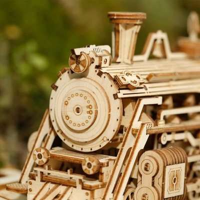 Robotime ROKR Scale Model Vehicle - Prime Steam Express (1:80 Scale)(308 Pieces)
