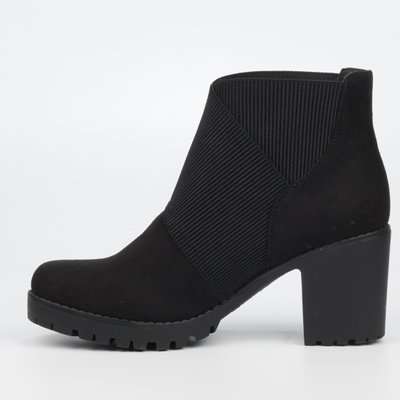 Butterfly Feet Esther Ankle Boot (Black)(7)