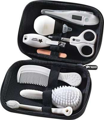 Tommee Tippee - Closer to Nature Baby Healthcare & Grooming Kit