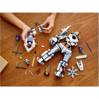LEGO Ninjago Legacy - Zane's Titan Mech Battle (840 Pieces)