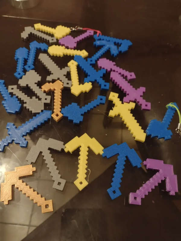Minecraft Tools Keychain - 3D Printed