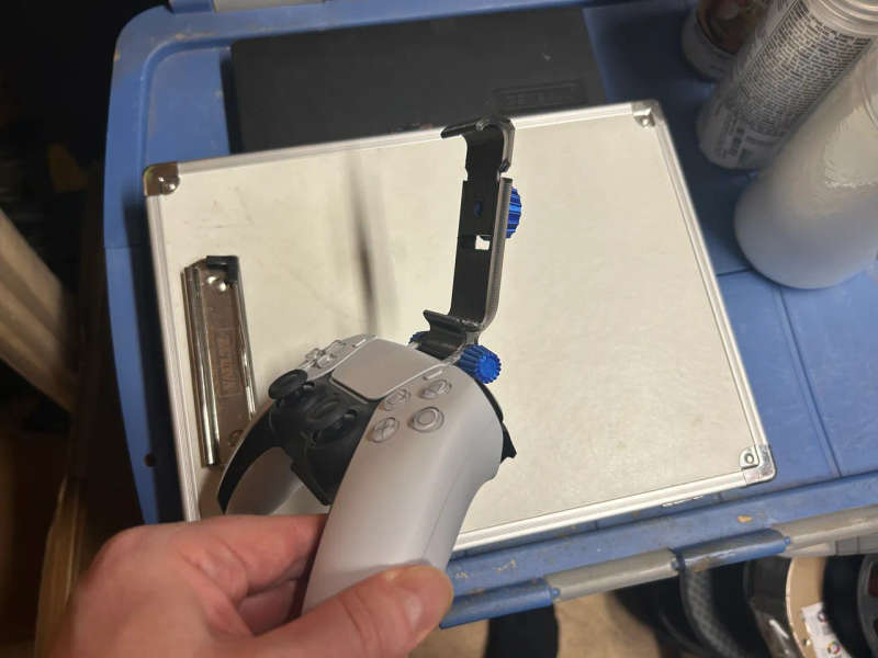 PS5 DUALSENSE CONTROLLER PHONE MOUNT - 3D Printed