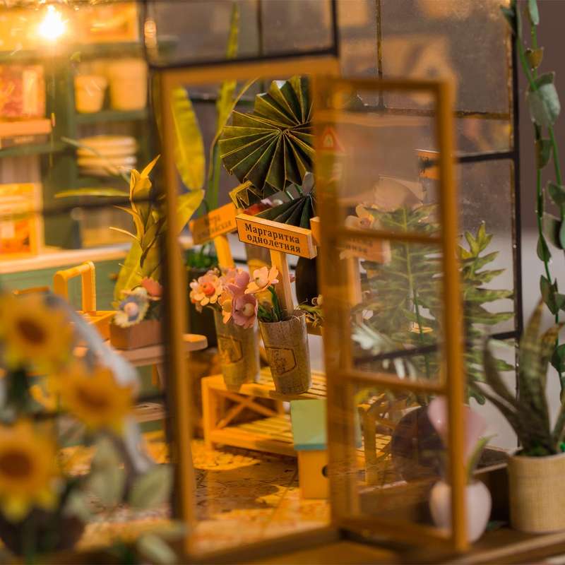 Cuteroom DIY Miniature House -Happy Flower House