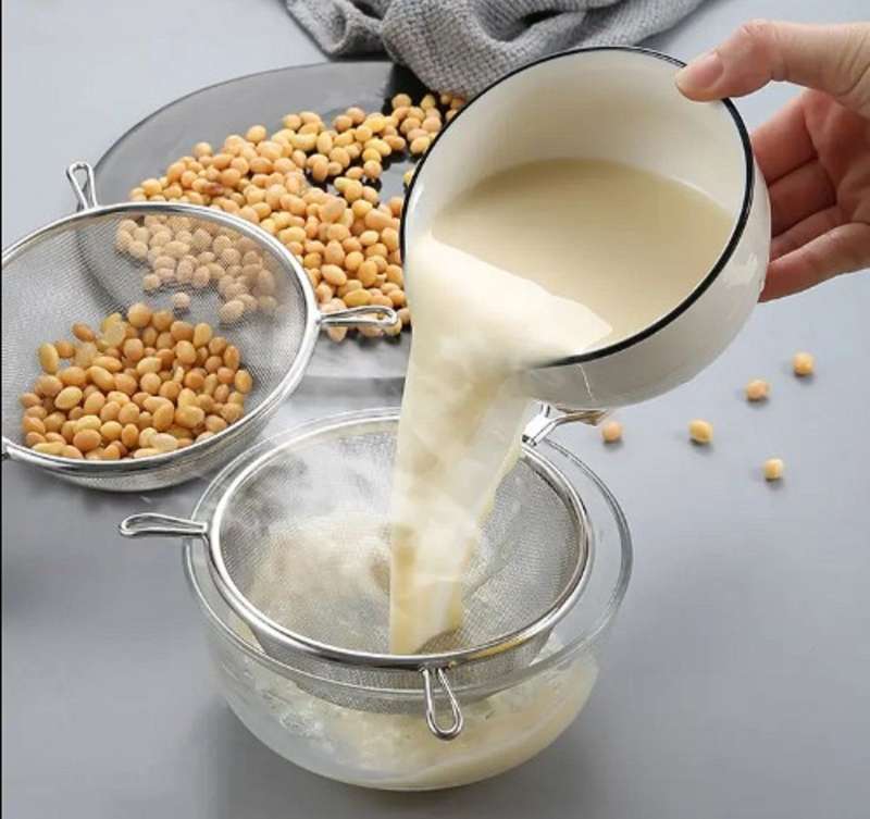 KT32263 Stainless Steel Oil Filter Strainer Skimmer Ladle With Wooden Handle
