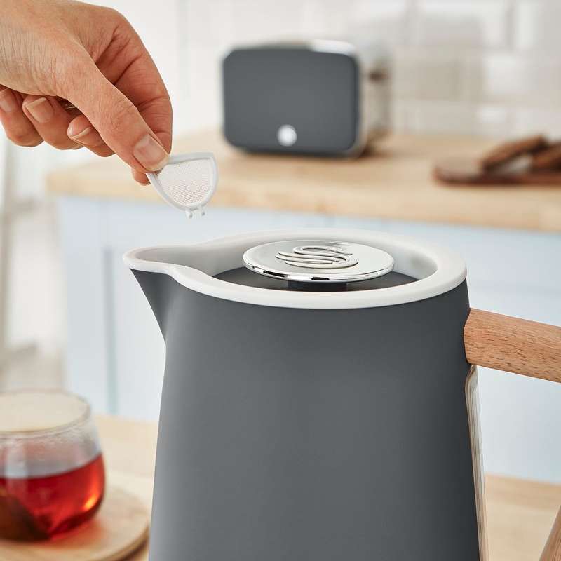 Swan Nordic 1,7 Litre S/S Cordless Kettle with Rubber Finish-SNK9G