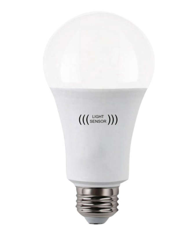 5 Pack - Day / Night Sensor 7w Light Bulbs E27 Day/Night Screw Fitting Globe