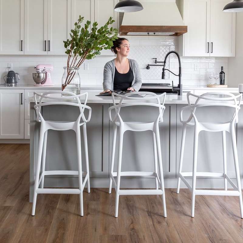 Bar Stool - Plastic - White - 4 Pack
