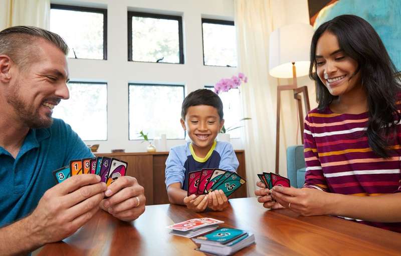 UNO Flip Card Game