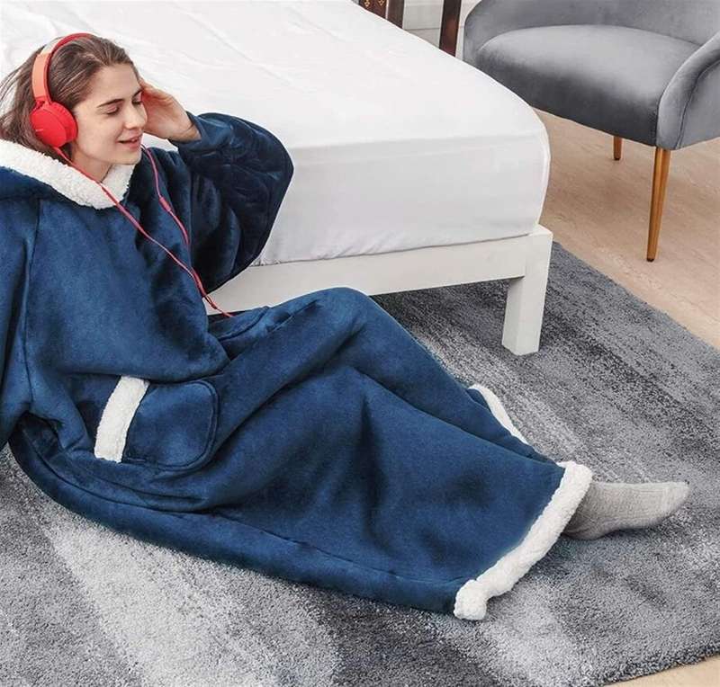 Oversize Snoodie-Blanket Hoodie