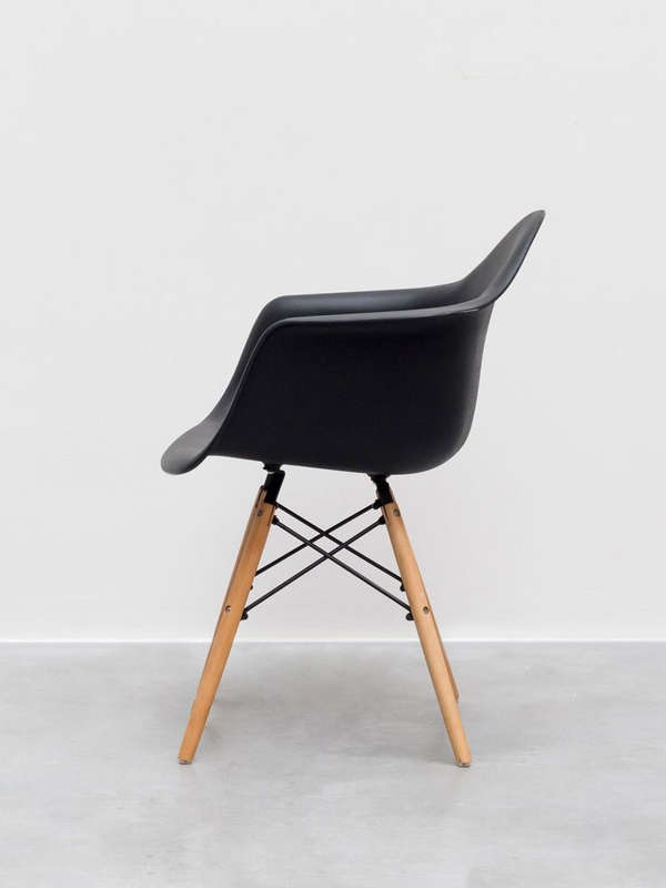 Modern Bucket Chairs For Living Or Dining Areas - 4 Pack Black