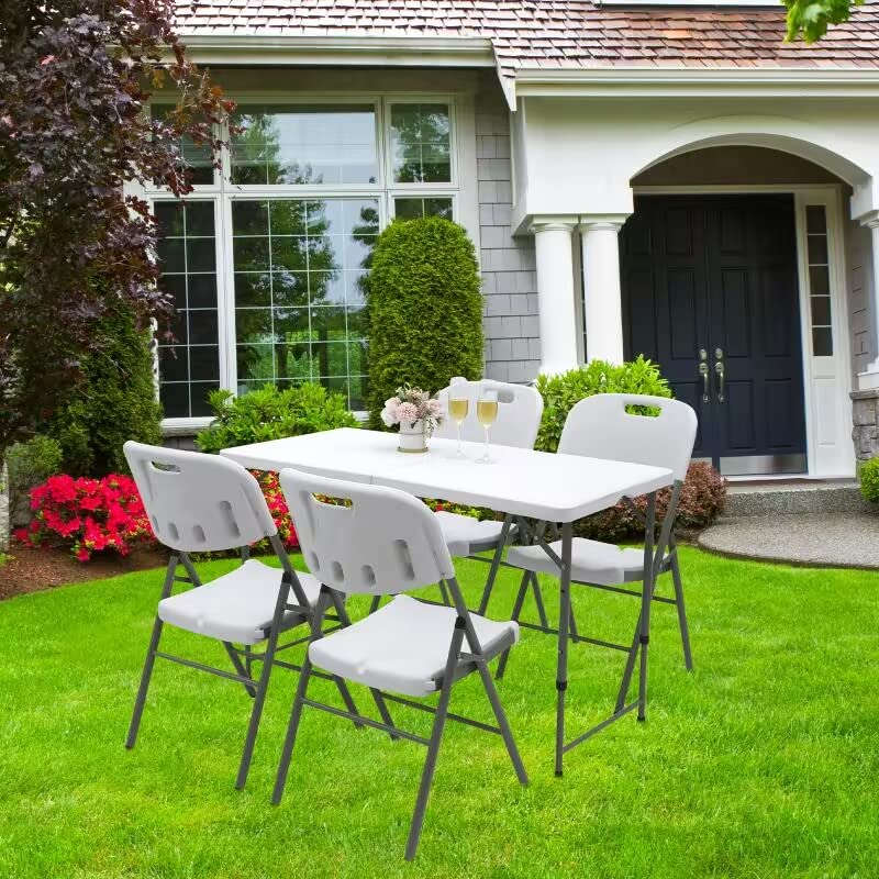 Foldable Plastic Chairs - 4 Pack- White Colour