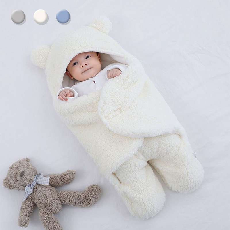 Baby Bear Warm Sleeping Bag Frees Up Hands and Feet