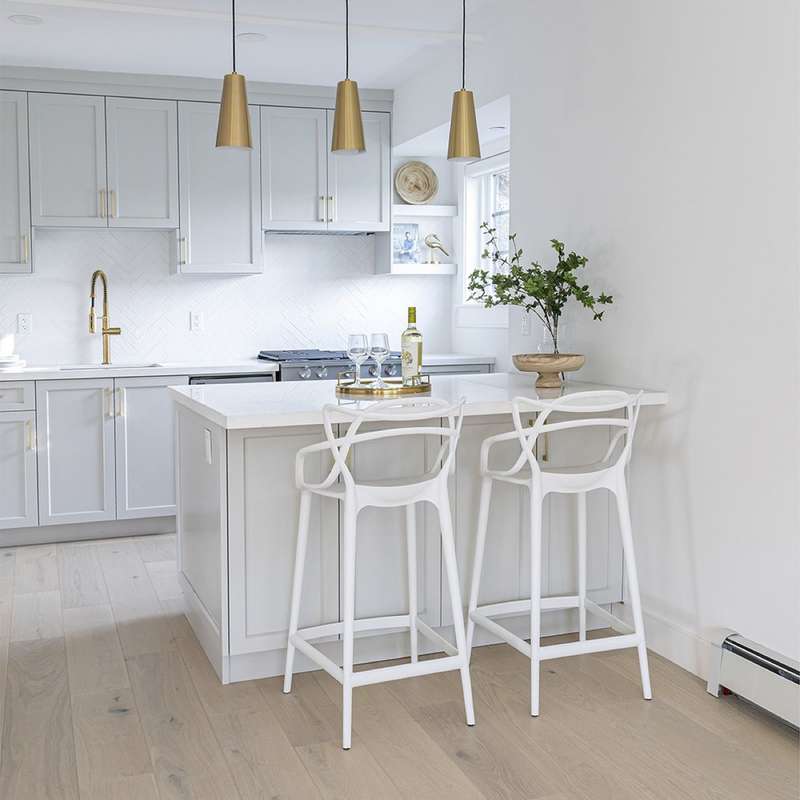 Bar Stool - Plastic - White - 4 Pack
