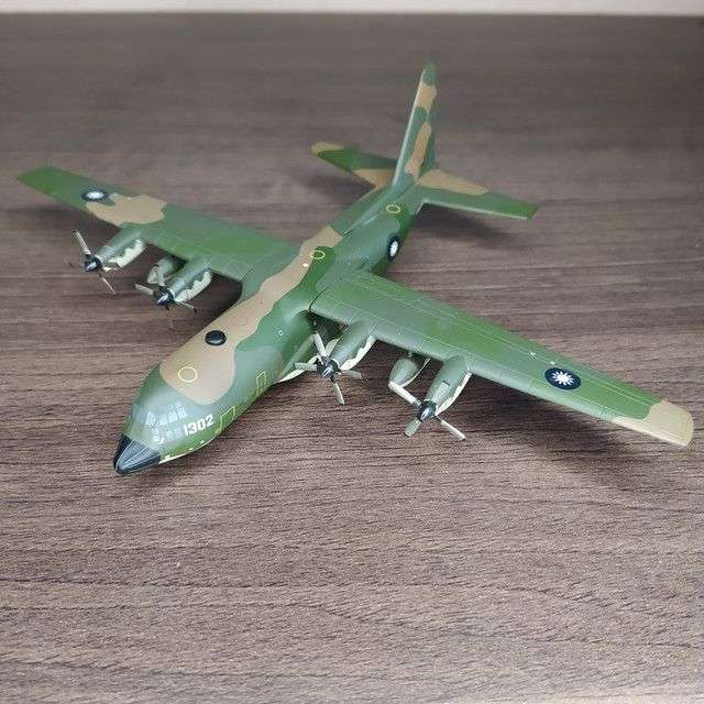 1:200 Scale, Lockheed C-130 Hercules(Republic of China Air Force), Diecast Display Model, Diecast...