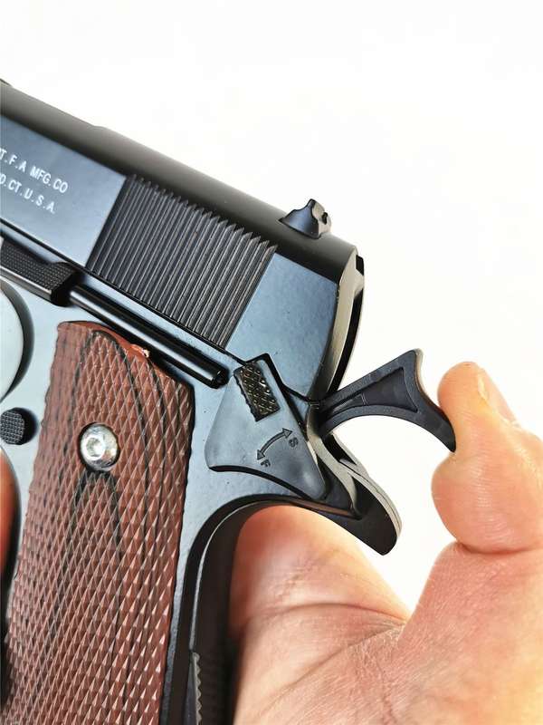 Airsoft toy gun C.1911A