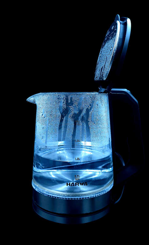 Harwa 2.2 litre glass Kettle