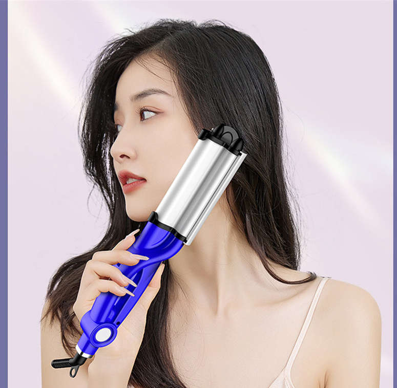 Triple Barrel Hair Curler