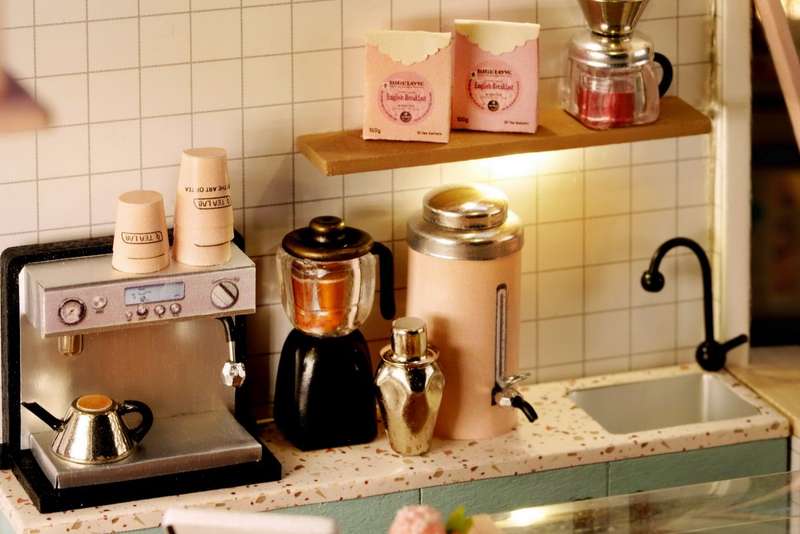 CUTEROOM DIY Miniature House - Smile Bistro