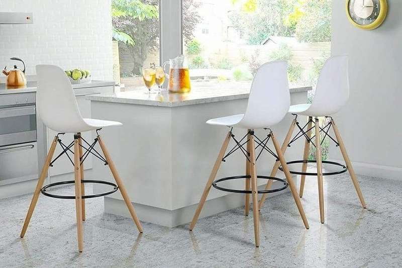 Bar / Kitchen Stools - Wooden Leg - Set of Two - White