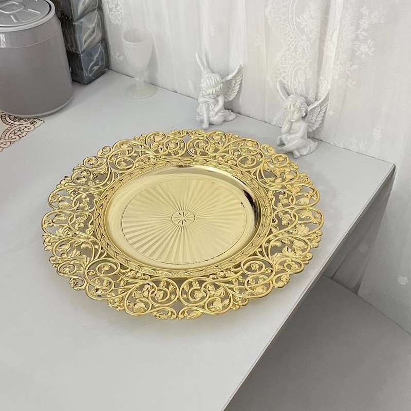 25 Pieces Gold Hollow Edge Vintage Underplate For Table Decor And Wedding