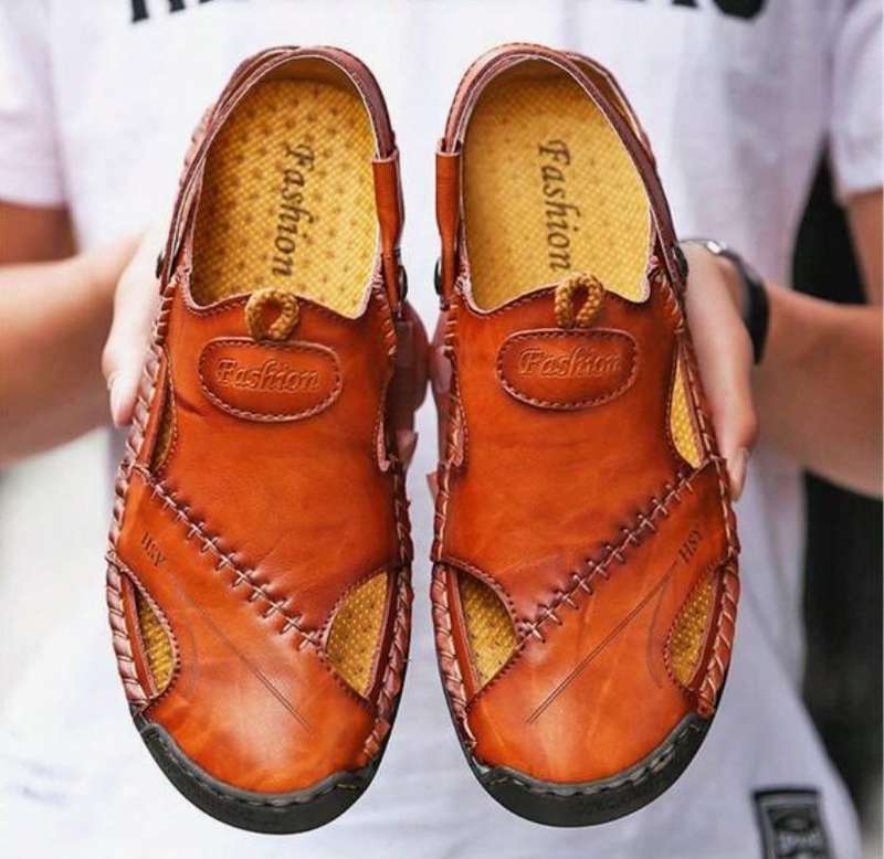Urban Trek Men's Luxe Leather Sandals - EU 42
