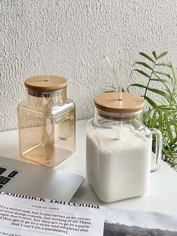 Drinking Glass with Straw 450ml