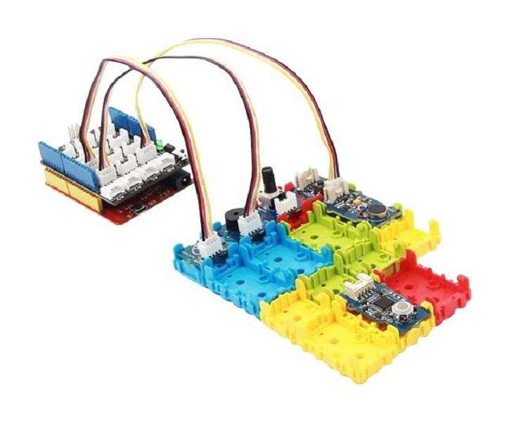 Seeed Studio (110070024) Red Wrapper, 1x2, 4/Pack, Grove Modules