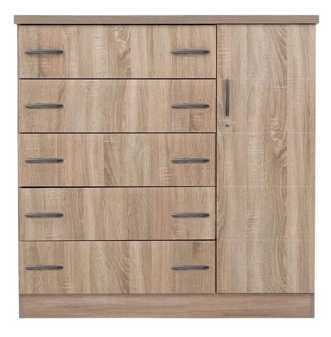 Wood Chest of Drawers in Oak