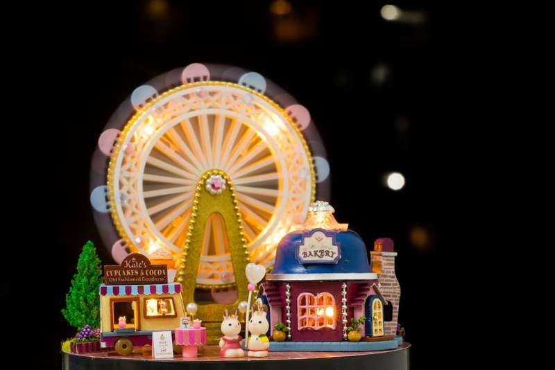 Miniature Music House - Happiness Ferris Wheel