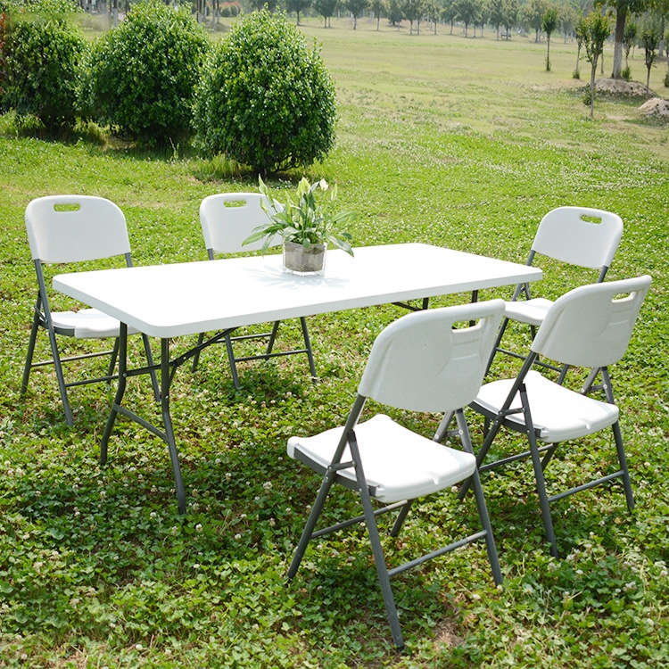 Foldable Plastic Chairs - 4 Pack- White Colour