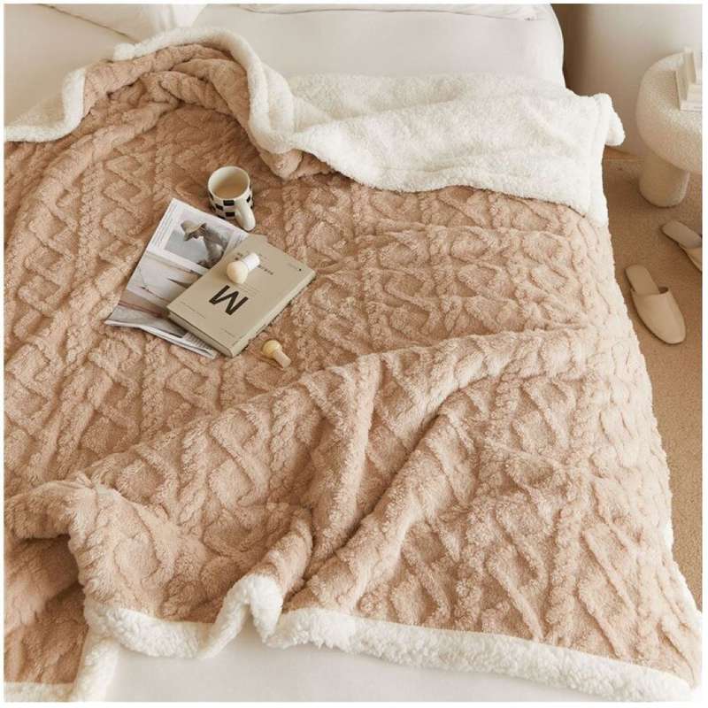 Polyester Geometric Fleece Blanket (all season) - Brown