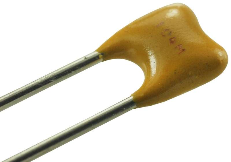 Multicomp (MCRR50474X7RK0050) Multilayer Ceramic Capacitor, 0.47 µF