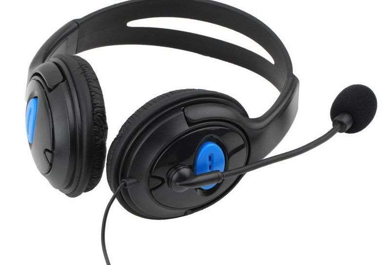 Gaming Headphones with Microphone - PS4- Black (DISPLAY MODEL)