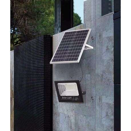 Solar LED Flood Light With Remote -100W