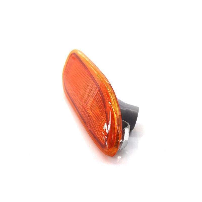 For Mercedes-Benz W203 C-Class Right Side Marker Light Bumper Turn Signal Lamp