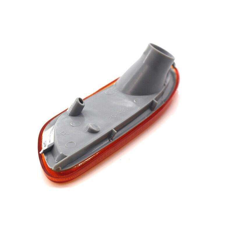 For Mercedes-Benz W203 C-Class Right Side Marker Light Bumper Turn Signal Lamp