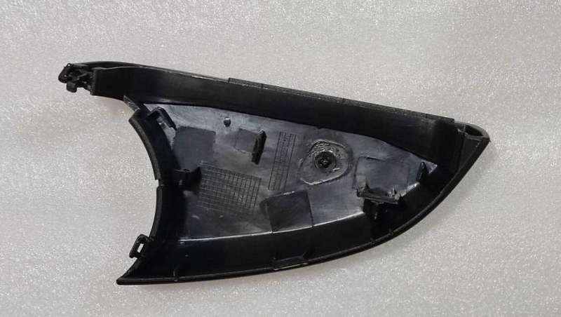 For 12-19 Benz B Class Hatchback Door Side View Mirror Lower Housing Left 1PC