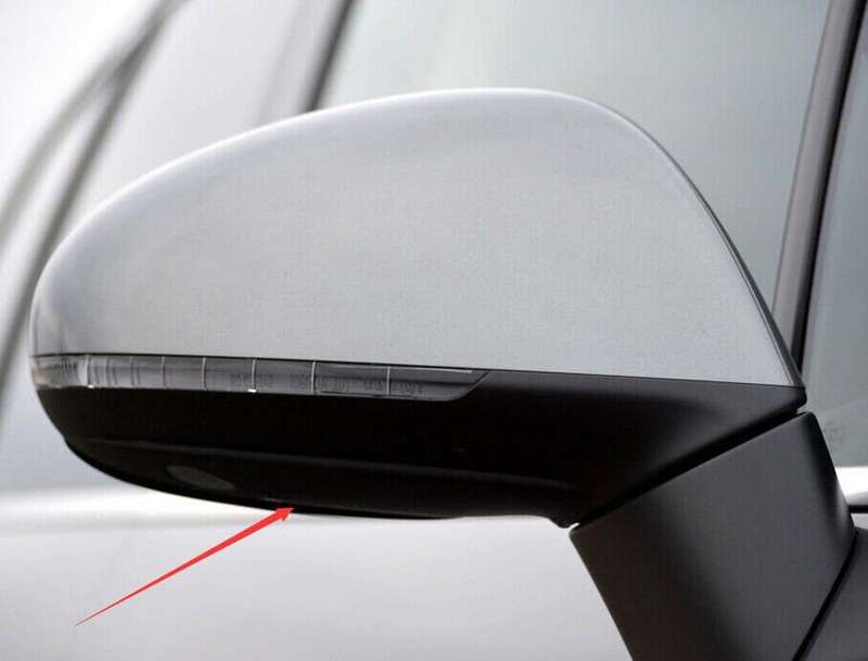 For 2011-2018 VW Touareg 7P SUV Door Side View Mirror Lower Housing Right 1PC