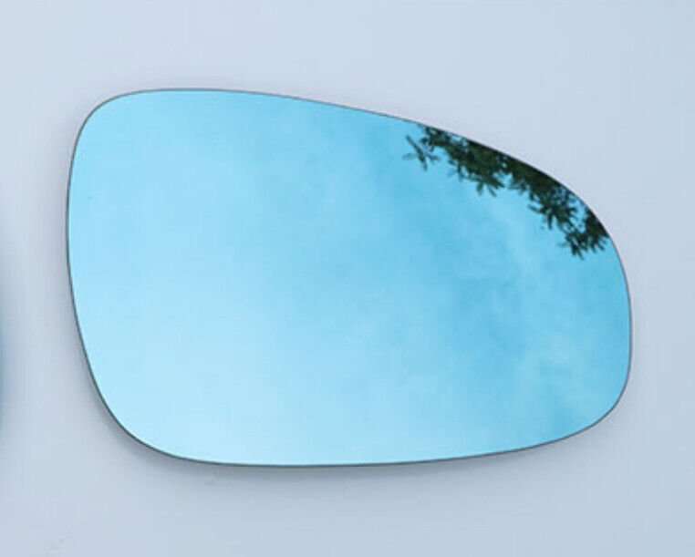 Side View Mirror Glass Reversing Lens Heating Right 1PC For 2018-2019 CMC V7