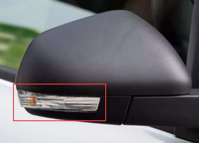 For 20-22 Roewe CLEVER Hatchback Side Mirror Turn Signal Light Right Markdown