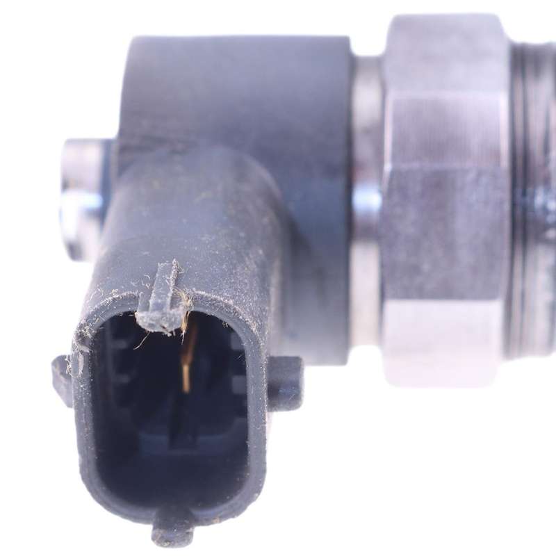 Fuel Injector 1J801-53052 Compatible with Kubota KX040-4 Engine D1803 V2403