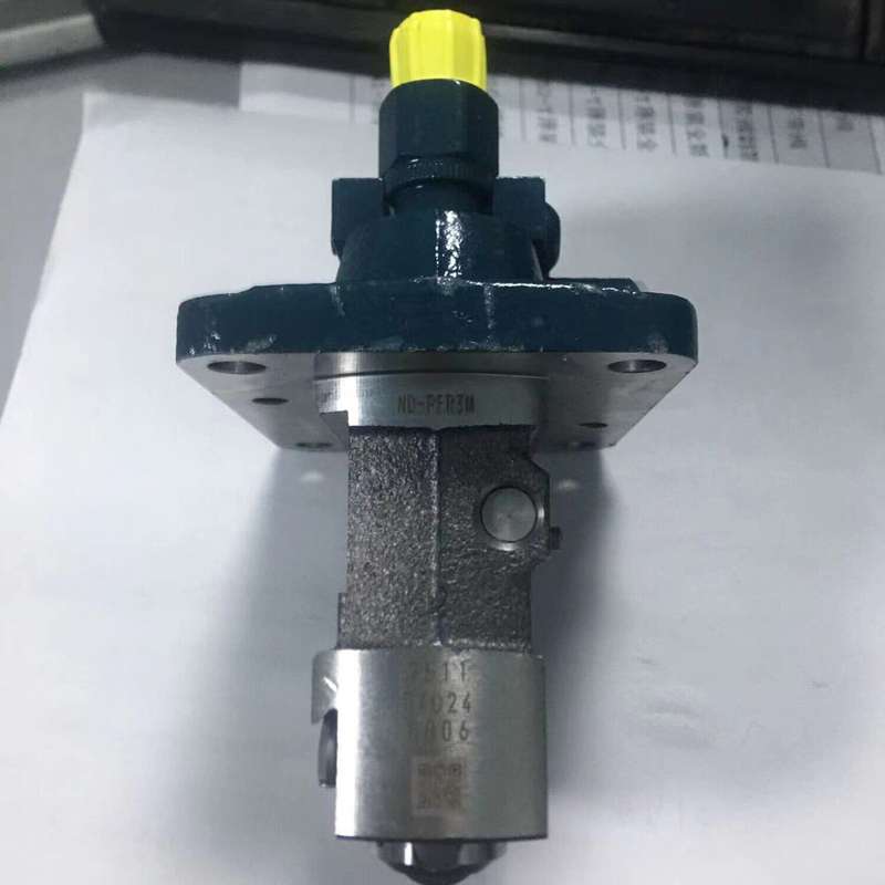 094500-0612 Fuel Injection Pump compatible with Kubota D1100 Engine