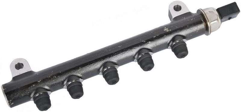 Fuel Common Rail 7030409 compatible Bobcat Doosan D24 Engine Delphi 28240435