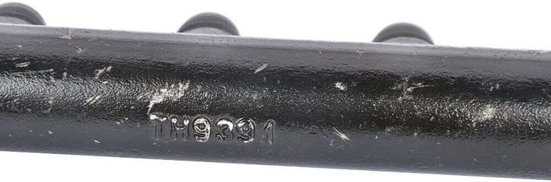 Fuel Common Rail 7030409 compatible Bobcat Doosan D24 Engine Delphi 28240435