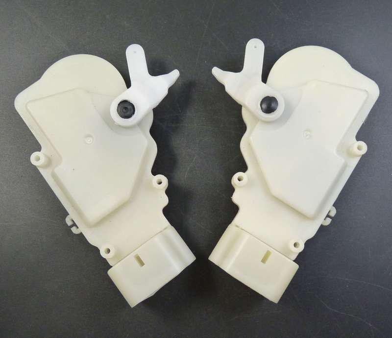 New Rear Right &amp; Left Door Lock Actuator For 98-05 LEXUS GS300 GS400 8973510810