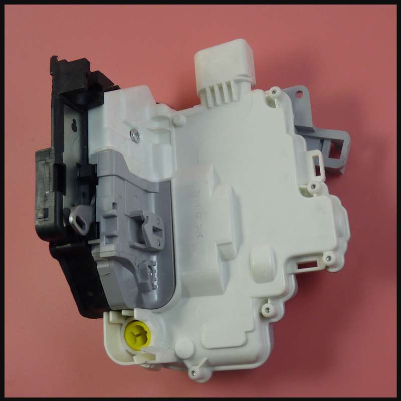 New Front Left Door Lock Latch For Passat B6 3C Touareg Audi A4 TT 8J1837015A