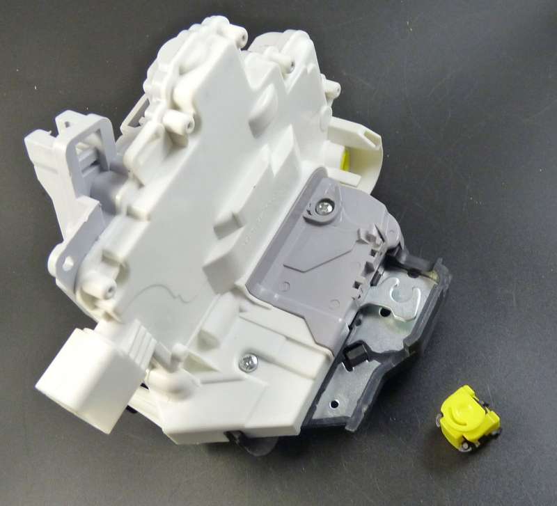 4F1837015 Front Left Door Lock Latch Actuator For Audi A3 A6 S6 C6 A8 R8 New