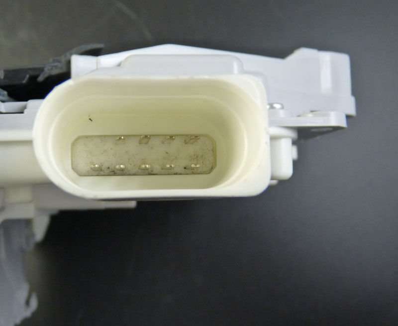 4F1837015 Front Left Door Lock Latch Actuator For Audi A3 A6 S6 C6 A8 R8 New
